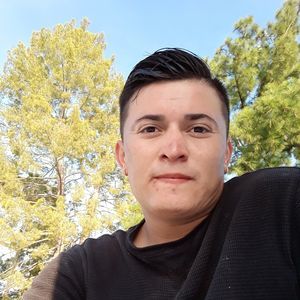 Meet your Posher, Cesar